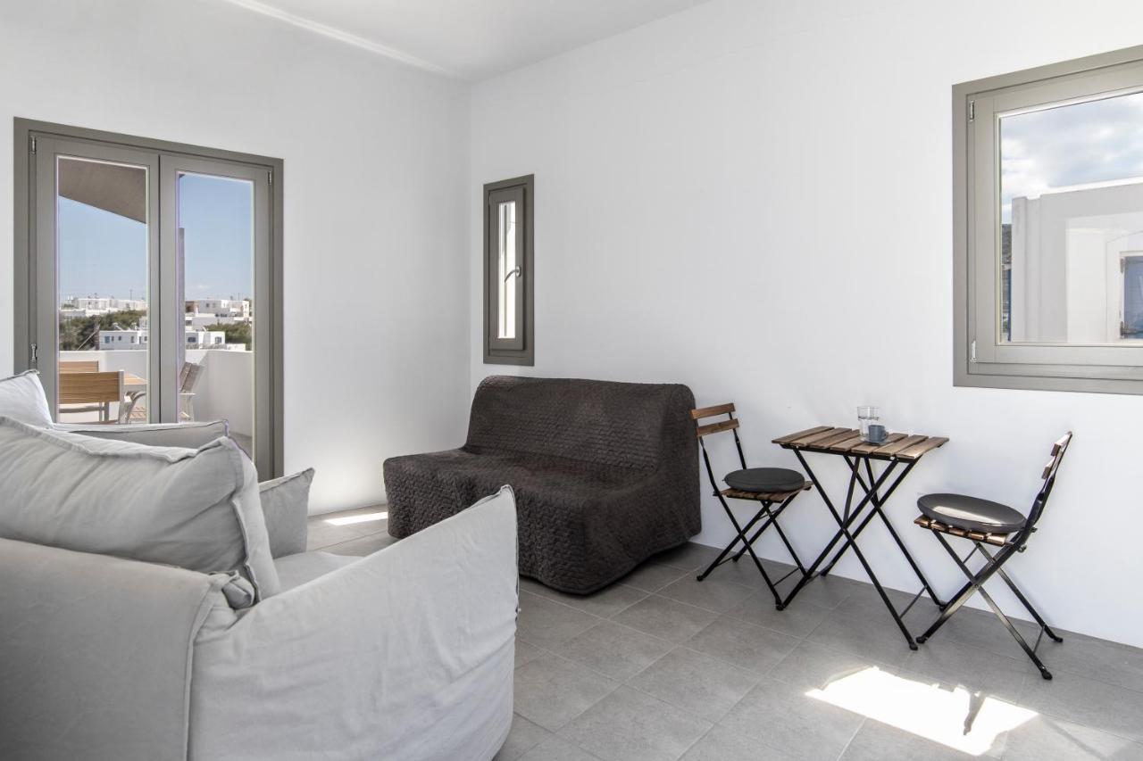 Hotel Twelve Plus+ Nausa Exteriér fotografie