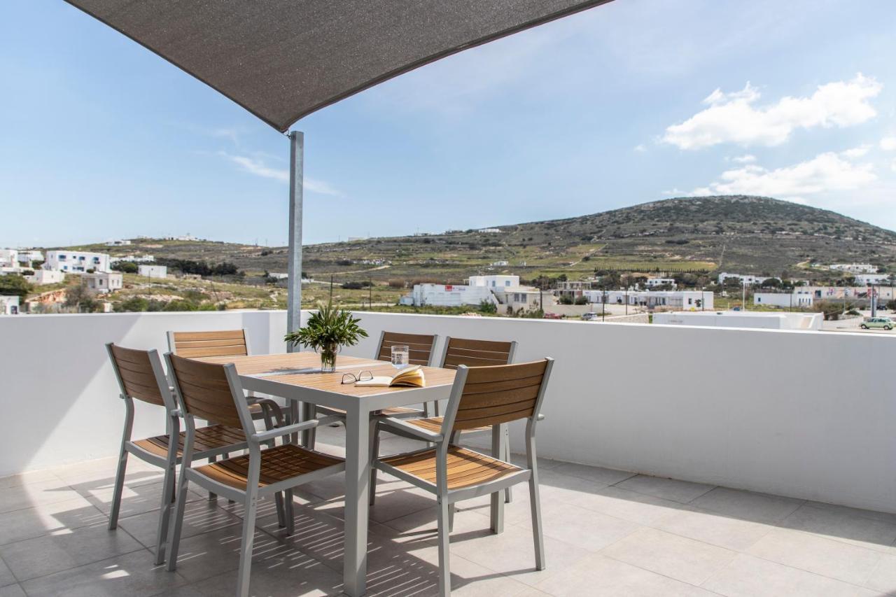 Hotel Twelve Plus+ Nausa Exteriér fotografie
